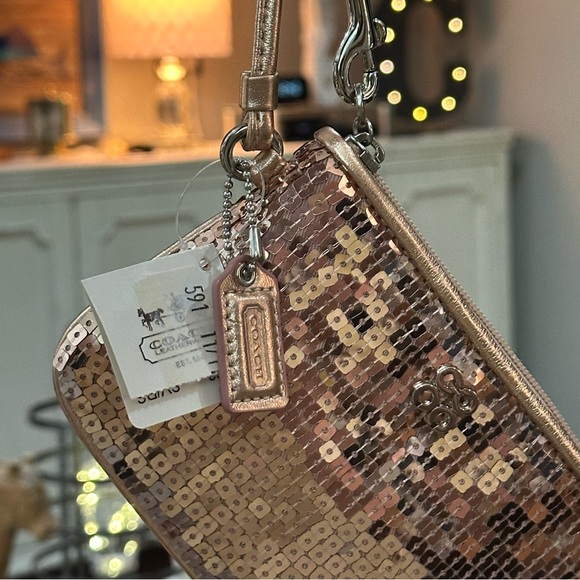 COACH Rosegold Special Edition Small Sequin Wristlet, NWT - Picture 9 of 16
